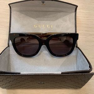 Gucci sunglasses with case